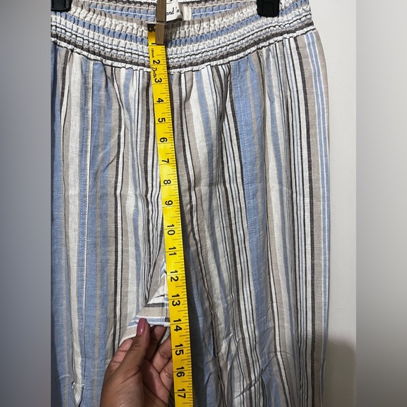 Chic Striped Maxi Pants in Blue and White - Picture 8 of 9